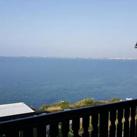 شقة Квартира С Видом На Море В Трявна Бич